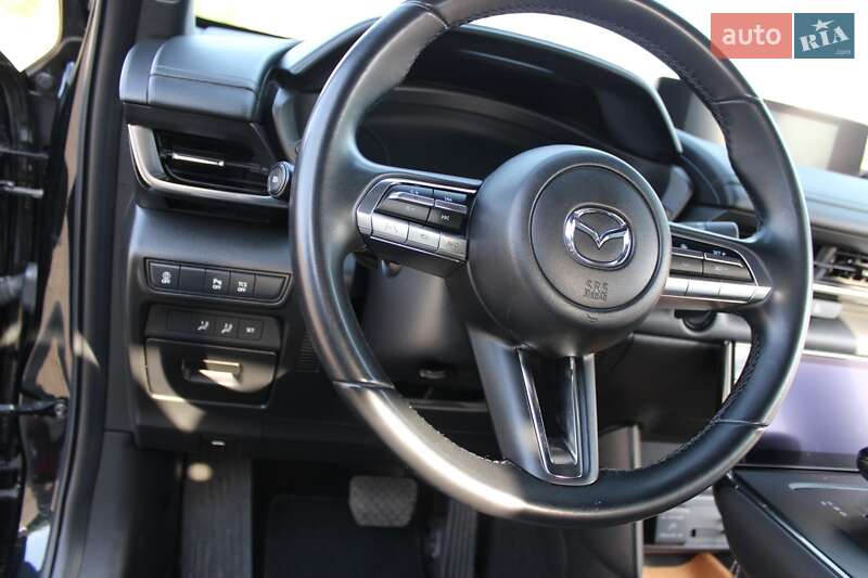 Внедорожник / Кроссовер Mazda MX-30 2021 в Запорожье