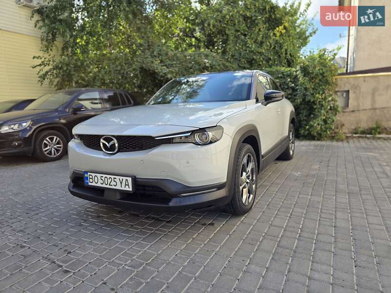 Внедорожник / Кроссовер Mazda MX-30 2020 в Одессе