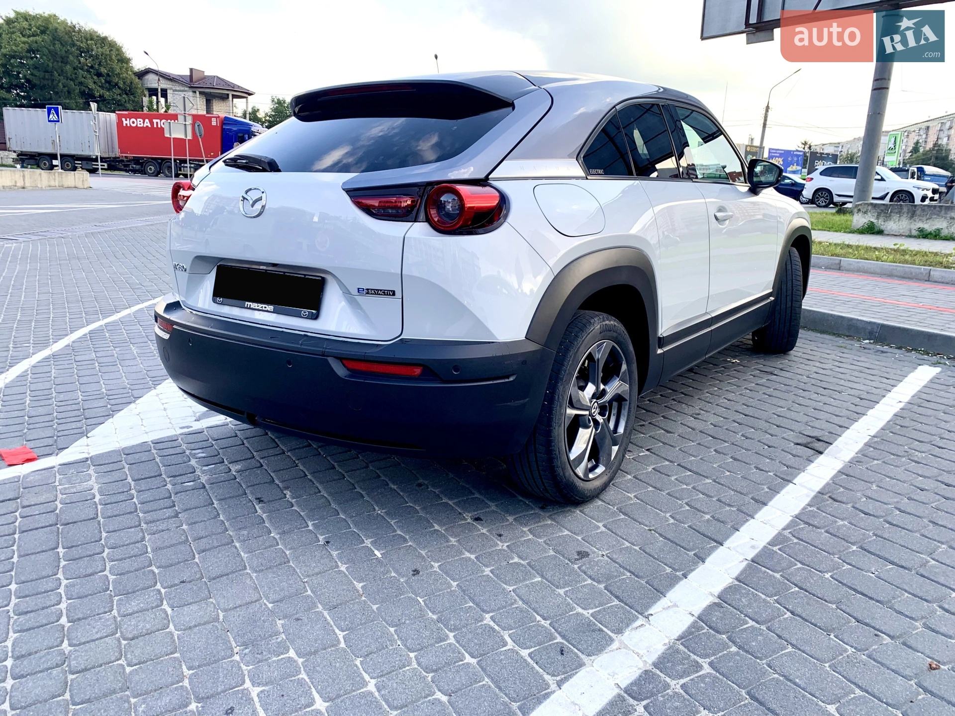 2020 Mazda MX-30 - мініатюра 8