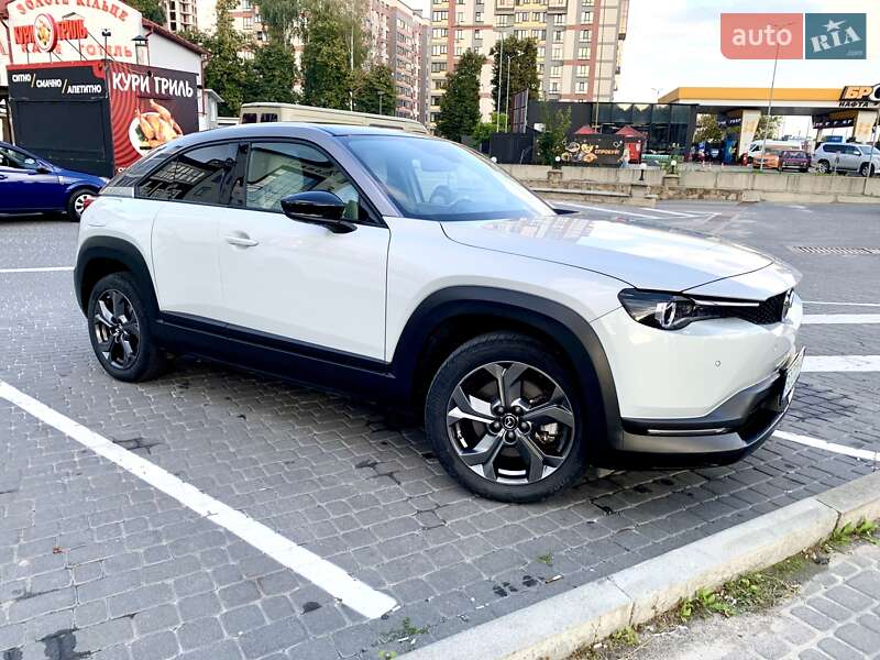 Mazda MX-30 2020
