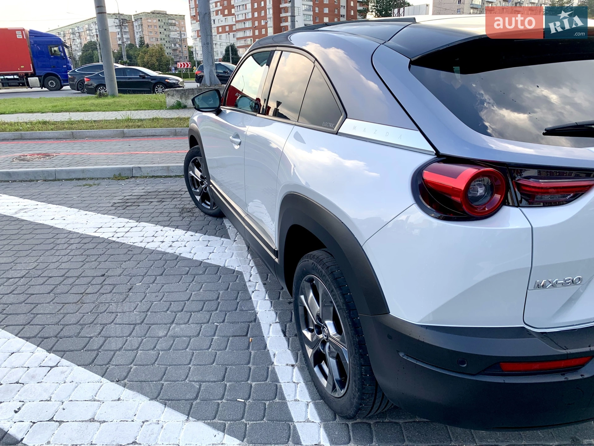 2020 Mazda MX-30 - мініатюра 13