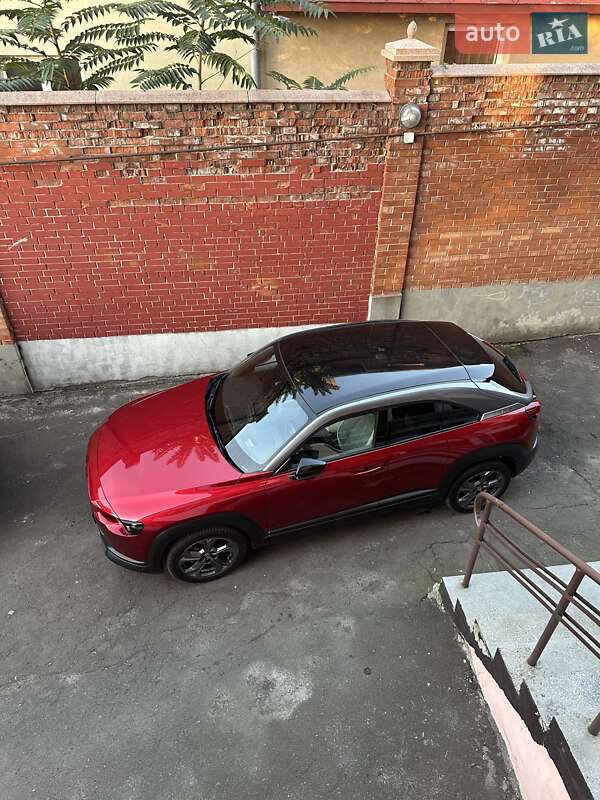 Позашляховик / Кросовер Mazda MX-30 2021 в Львові