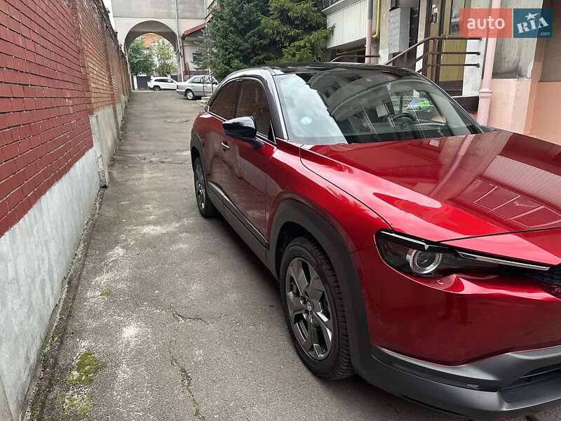 Позашляховик / Кросовер Mazda MX-30 2021 в Львові