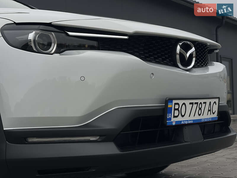 Внедорожник / Кроссовер Mazda MX-30 2020 в Тернополе