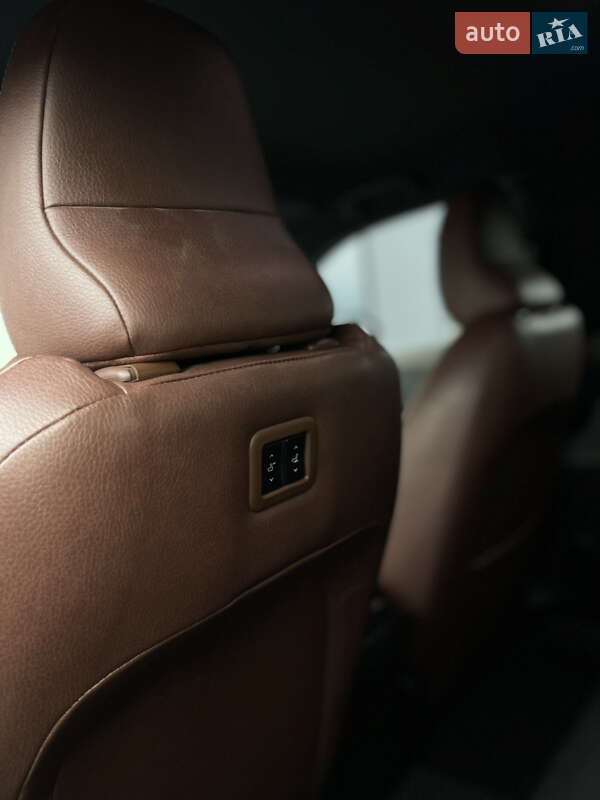 Внедорожник / Кроссовер Mazda MX-30 2020 в Тернополе