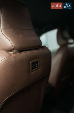 Внедорожник / Кроссовер Mazda MX-30 2020 в 
