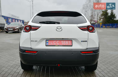 Внедорожник / Кроссовер Mazda MX-30 2024 в 