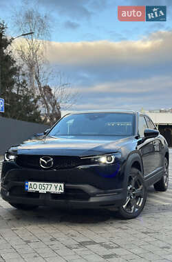 Внедорожник / Кроссовер Mazda MX-30 2020 в 
