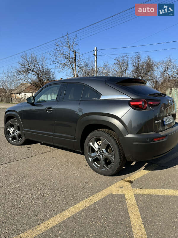 Внедорожник / Кроссовер Mazda MX-30 2020 в Кривом Роге