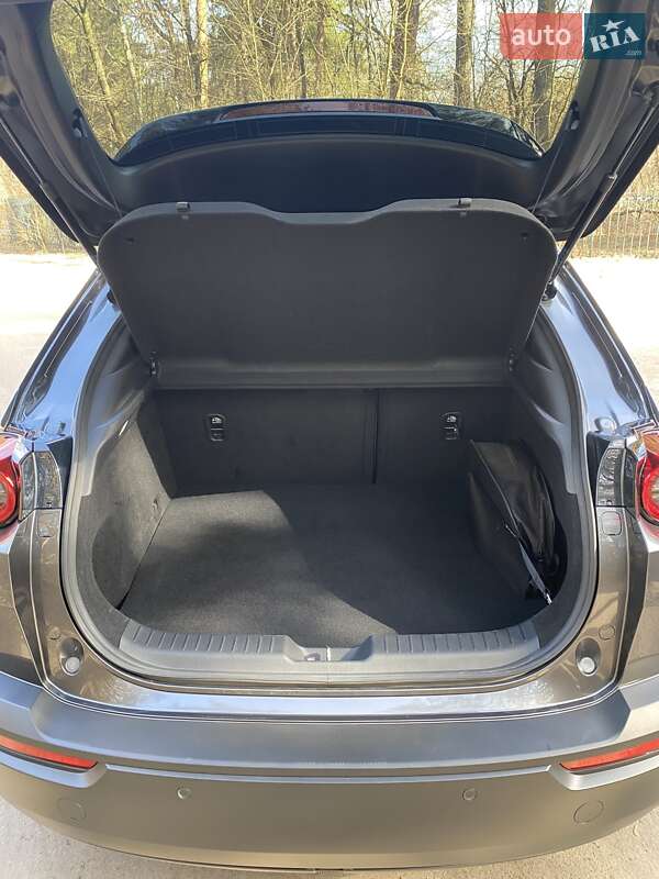 Внедорожник / Кроссовер Mazda MX-30 2021 в Киеве