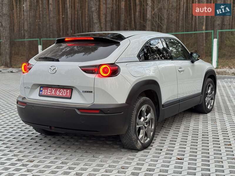 Внедорожник / Кроссовер Mazda MX-30 2021 в Виннице