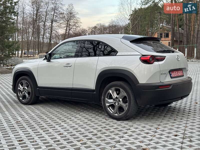 Внедорожник / Кроссовер Mazda MX-30 2021 в Виннице
