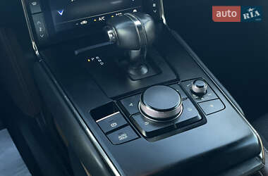 Внедорожник / Кроссовер Mazda MX-30 2022 в 