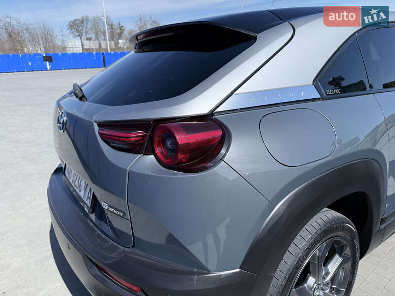 Внедорожник / Кроссовер Mazda MX-30 2020 в Виннице