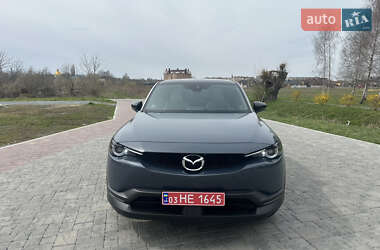 Внедорожник / Кроссовер Mazda MX-30 2020 в 