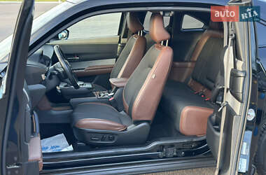 Внедорожник / Кроссовер Mazda MX-30 2021 в 