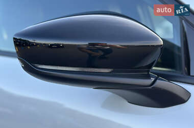 Внедорожник / Кроссовер Mazda MX-30 2021 в 