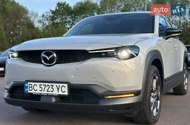 Внедорожник / Кроссовер Mazda MX-30 2021 в 