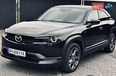 Внедорожник / Кроссовер Mazda MX-30 2023 в 