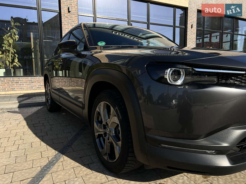 Внедорожник / Кроссовер Mazda MX-30 2020 в Ивано-Франковске