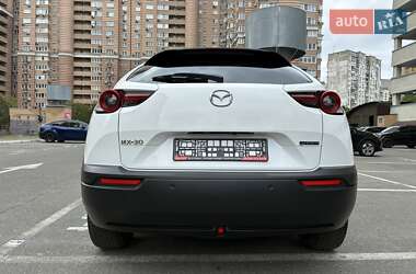 Внедорожник / Кроссовер Mazda MX-30 2020 в 