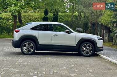 Внедорожник / Кроссовер Mazda MX-30 2020 в 
