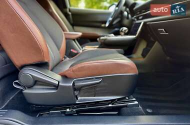 Внедорожник / Кроссовер Mazda MX-30 2020 в 
