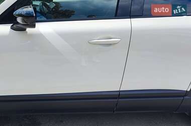 Внедорожник / Кроссовер Mazda MX-30 2020 в 