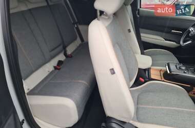 Позашляховик / Кросовер Mazda MX-30 2020 в 