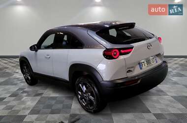 Позашляховик / Кросовер Mazda MX-30 2020 в 