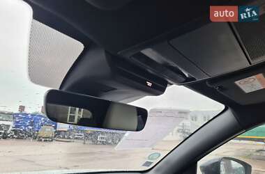 Позашляховик / Кросовер Mazda MX-30 2020 в 