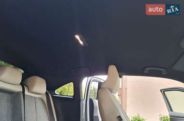 Внедорожник / Кроссовер Mazda MX-30 2020 в 