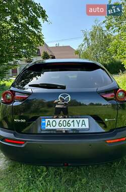 Внедорожник / Кроссовер Mazda MX-30 2023 в 