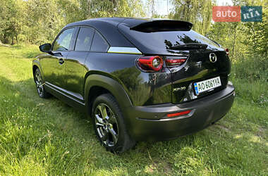 Внедорожник / Кроссовер Mazda MX-30 2023 в 