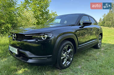 Внедорожник / Кроссовер Mazda MX-30 2023 в 