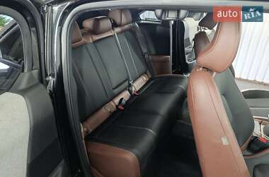 Внедорожник / Кроссовер Mazda MX-30 2020 в 
