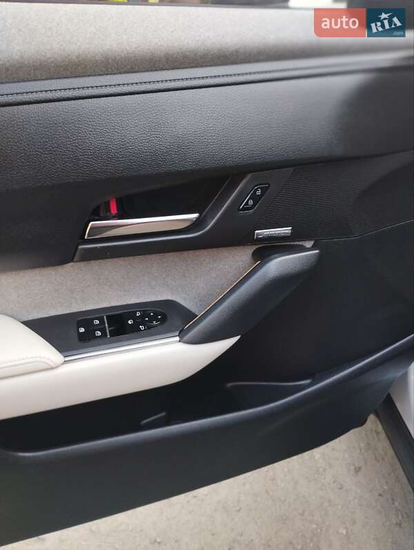 Внедорожник / Кроссовер Mazda MX-30 2021 в Виннице