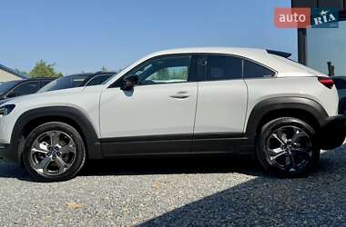 Внедорожник / Кроссовер Mazda MX-30 2021 в 