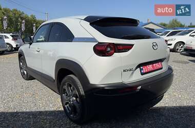 Внедорожник / Кроссовер Mazda MX-30 2021 в 