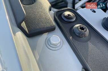 Внедорожник / Кроссовер Mazda MX-30 2021 в 