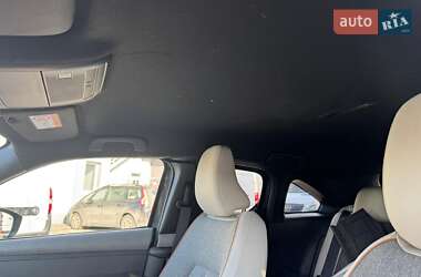 Внедорожник / Кроссовер Mazda MX-30 2020 в 