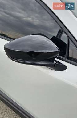 Внедорожник / Кроссовер Mazda MX-30 2021 в 