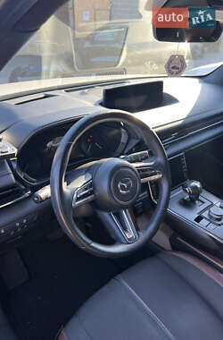 Позашляховик / Кросовер Mazda MX-30 2021 в 