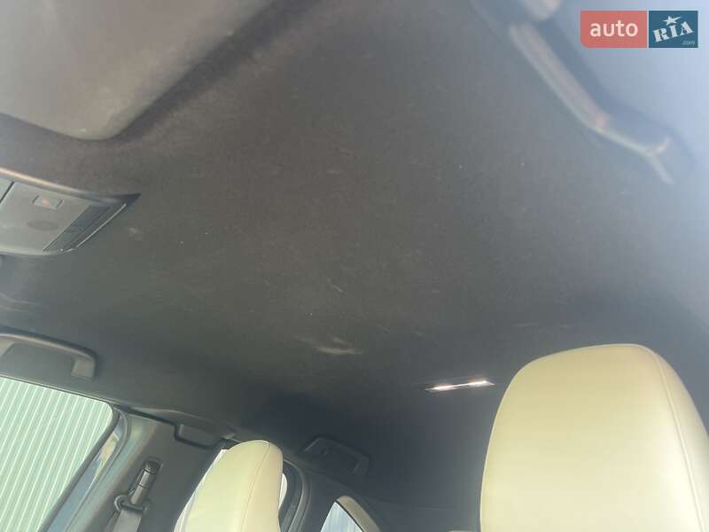 Внедорожник / Кроссовер Mazda MX-30 2020 в Киеве