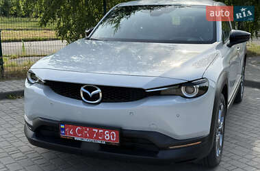Внедорожник / Кроссовер Mazda MX-30 2023 в 
