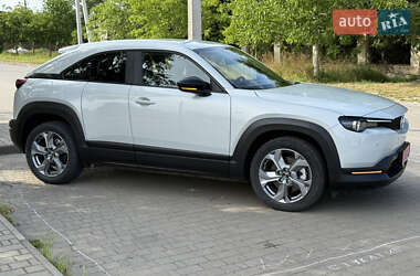 Внедорожник / Кроссовер Mazda MX-30 2023 в 