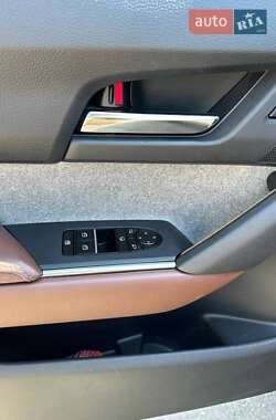 Внедорожник / Кроссовер Mazda MX-30 2020 в 