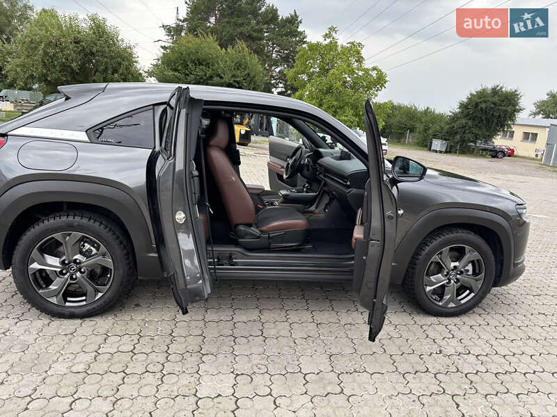 Внедорожник / Кроссовер Mazda MX-30 2020 в Черновцах фото 17 Внедорожник / Кроссовер Mazda MX-30 2020 в Черновцах