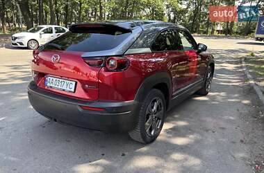 Внедорожник / Кроссовер Mazda MX-30 2021 в 