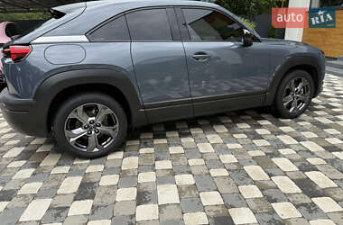 Внедорожник / Кроссовер Mazda MX-30 2020 в 